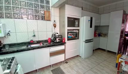 CASA EM CONDOMÍNIO - QUIETUDE