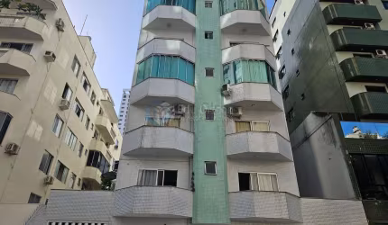Apartamento à venda no bairro Centro em Balneário Camboriú/SC