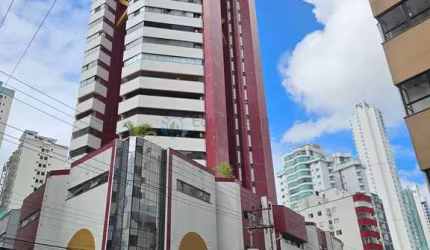 Apartamento à venda no bairro Centro - Balneário Camboriú/SC