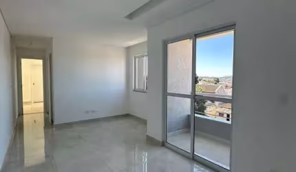 Apartamento a venda com 2 quartos, sendo 1 suíte no Centro de Pinhais