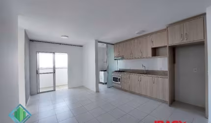 Apartamento com 2 quartos à venda na Rua Vidal Vicente Andrade, 1290, Forquilhas, São José, 56 m2 por R$ 400.000