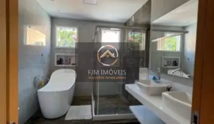 Casa em Camboinhas  -  Niterói