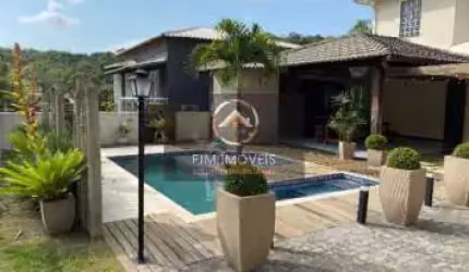 Casa em Várzea das Moças  -  Niterói