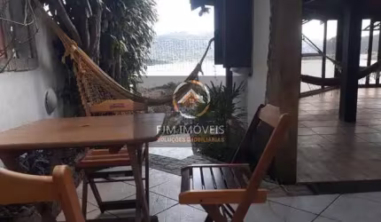 Casa em Piratininga  -  Niterói