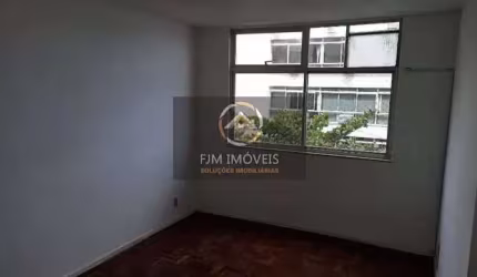 FJM Imóveis Vende: Espaçoso apartamento de 3 quartos em Ingá, Niterói - 127m², 1 suíte, 3 banheiros - Venda por R$ 850.000