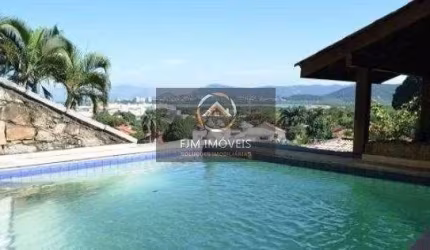 FJM Imóveis vende: Casa de luxo em Itacoatiara - Niterói com 336m², 3 quartos e 2 suítes por R$1.620.000