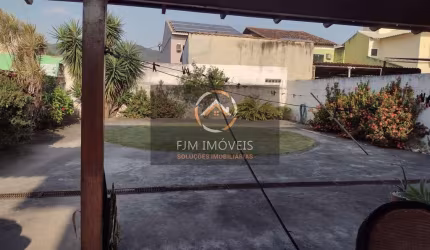 Casa em Maravista, Niterói: 3 Quartos, 1 Suíte, 220m² - R$ 750.000
