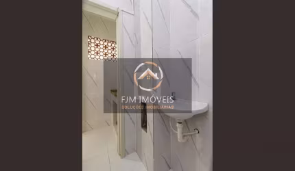 FJM Imóveis vende: Centro de Niterói: Apartamento de 31m² com 1 dormitório e 1 banheiro por R$160.000