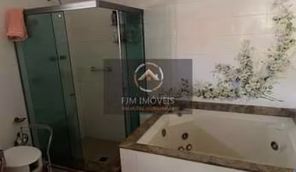 FJM Imóveis vende: Casa à Venda em Camboinhas, Niterói - 5 Dormitórios por R$ 1,7M
