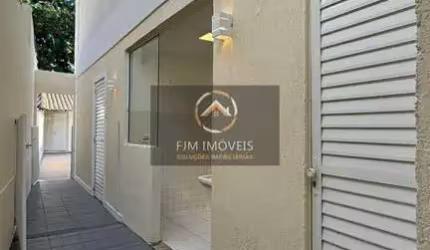 FJM Imóveis vende: Casa em Camboinhas, Niterói: 4 Dormitórios e 3 Suítes
