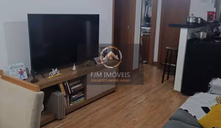 FJM IMÓVEIS VENDE: Descubra seu novo lar em Maria Paula, São Gonçalo: Apartamento de 48m², 2 dormitórios e 1 banheiro à venda por R$215.000!