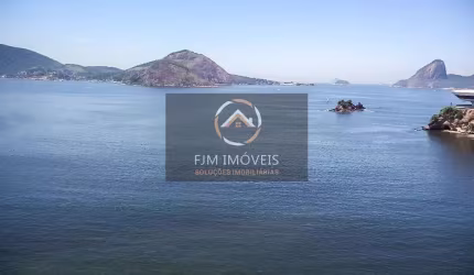 Luxuosa Cobertura no Ingá - Niterói: 5 Dormitórios por R$3M