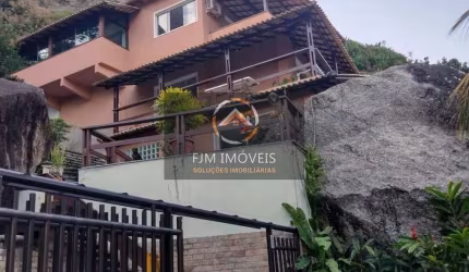 Casa à Venda em Itacoatiara, Niterói - 4 Suítes, 374m²