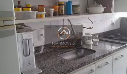 Venda de Apartamento 2 Dormitórios ,1 suíte ,1 vaga no Centro de Niterói - R$440 k