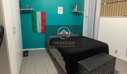 Casa em São Domingos, Niterói: 7 Dormitórios por R$840.000