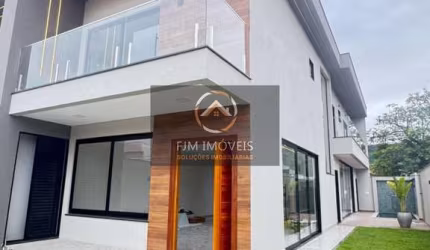 FJM IMÓVEIS VENDE: Casa em Itaipu Niterói: 3 Suítes, 160m² por R$1.600.000