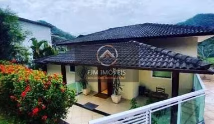 FJM imóveis vende-Casa de Condomínio em Itaipu  -  Niterói