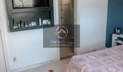 FJM IMÓVEIS VENDE.Se você procura por conforto, segurança e tranquilidade, essa casa Dúplex de condomínio em Itaipu é a escolha perfeita para você. Com 142m² de área útil, essa casa conta com 3 dormit