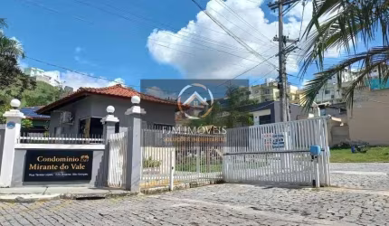 Casa em Condomínio em Arsenal - 4 Dormitórios por R$580 mil