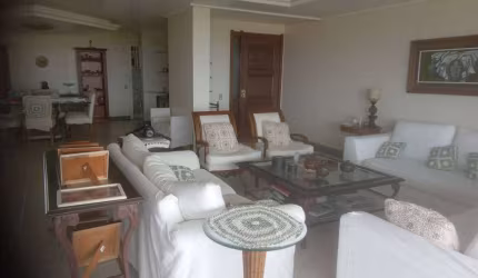 Apartamento para aluguel e venda possui 305 metros quadrados com 4 quartos