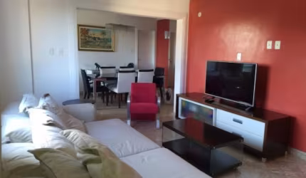 Apartamento 3/4 com piscina