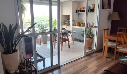 Apartamento para venda tem 96 metros quadrados com 3 quartos
