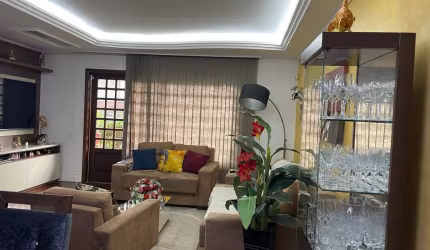 Lindo sobrado 4 dormitórios b Santa Maria São Caetano