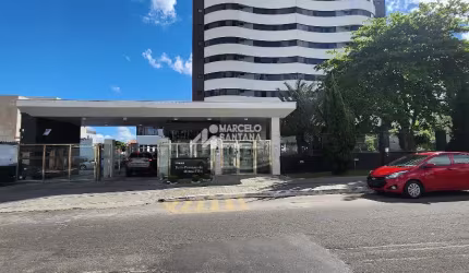 Apartamento para Venda no Mansão Pedro Francisco de Moraes Filho, no Bairro Candeias