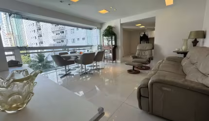 Apartamento para venda possui 136 metros com 4 quartos sendo 1 suíte com 1 vg - nas Graças - Recife - PE