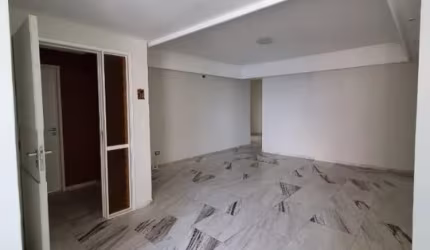 Apartamento para venda possui 149 metros com 3 quartos sendo 1 suíte com 1 vg em Boa viagem - Recife - PE