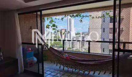 03QTs, 01SUITE, 03WC, 02Vg GARAGEM,   152M².