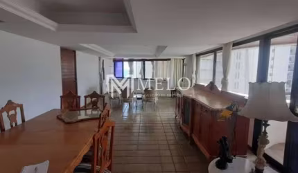 Oportunidade em BOA VIAGEM: 234m², 04qts, 01suíte, 02vagas..