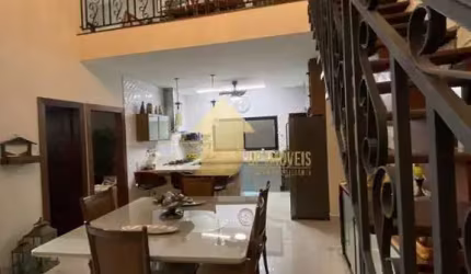 Sobrado com 4 dormitórios  Condomínio Florais Itália