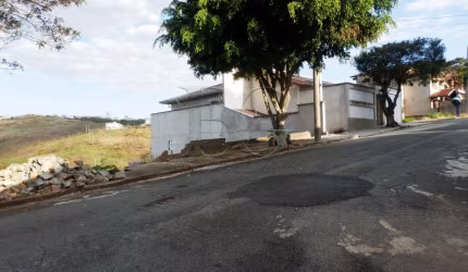 Terrenos Padrão em Poços de Caldas