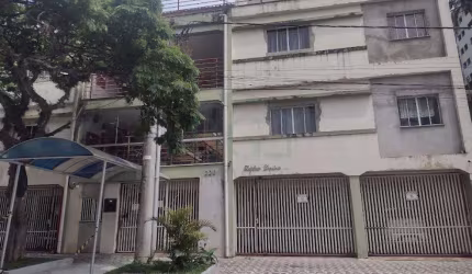 APARTAMENTO COM ÓTIMA LOCALIZAÇÃO
