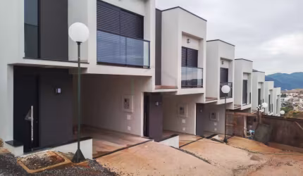 Casas Condomínio em Poços de Caldas