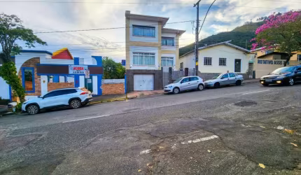 Casas Padrão em Poços de Caldas