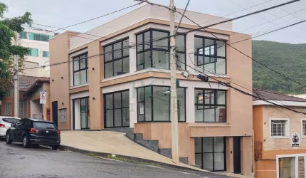 Comercial Sala Comercial em Poços de Caldas