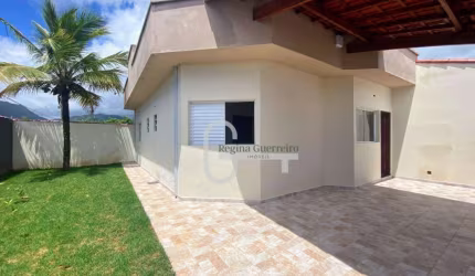 Casa com 2 dormitórios à venda, 75 m² por R$ 360.000,00 - Parque D'Aville Residencial - Peruíbe/SP