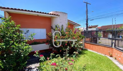 Casa com 3 dormitórios à venda, 246 m² por R$ 600.000,00 - Estância São José - Peruíbe/SP
