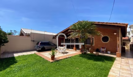 Casa com 3 dormitórios à venda, 158 m² por R$ 600.000,00 - Cidade Nova Peruibe - Peruíbe/SP