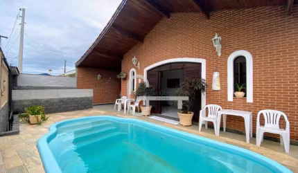 Casa com 4 dormitórios à venda, 168 m² por R$ 530.000,00 - Balneário Três Marias - Peruíbe/SP