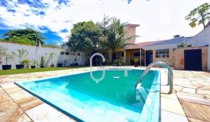 Casa com 4 dormitórios à venda, 212 m² por R$ 535.000,00 - Balneário Florida - Peruíbe/SP