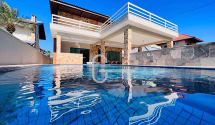 Casa com 5 dormitórios à venda, 339 m² por R$ 2.500.000,00 - Bougainvillee I - Peruíbe/SP