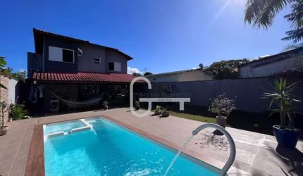 Casa com 4 dormitórios à venda, 250 m² por R$ 700.000,00 - Residencial São Luiz - Peruíbe/SP
