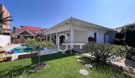 Casa com 5 dormitórios à venda, 280 m² por R$ 1.600.000,00 - Balneário Três Marias - Peruíbe/SP