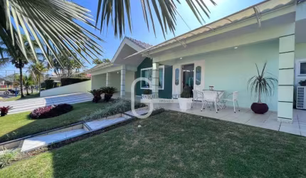 Casa com 3 dormitórios à venda, 311 m² por R$ 2.200.000,00 - Bougainvillee III - Peruíbe/SP