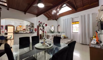 Casa com 3 dormitórios à venda, 182 m² por R$ 650.000,00 - Jardim Imperador - Peruíbe/SP