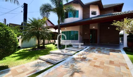 Casa com 4 dormitórios à venda, 227 m² por R$ 2.099.000,00 - Bougainvillee II - Peruíbe/SP