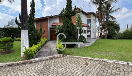 Casa com 3 dormitórios à venda, 230 m² por R$ 1.100.000,00 - Bougainvillee III - Peruíbe/SP